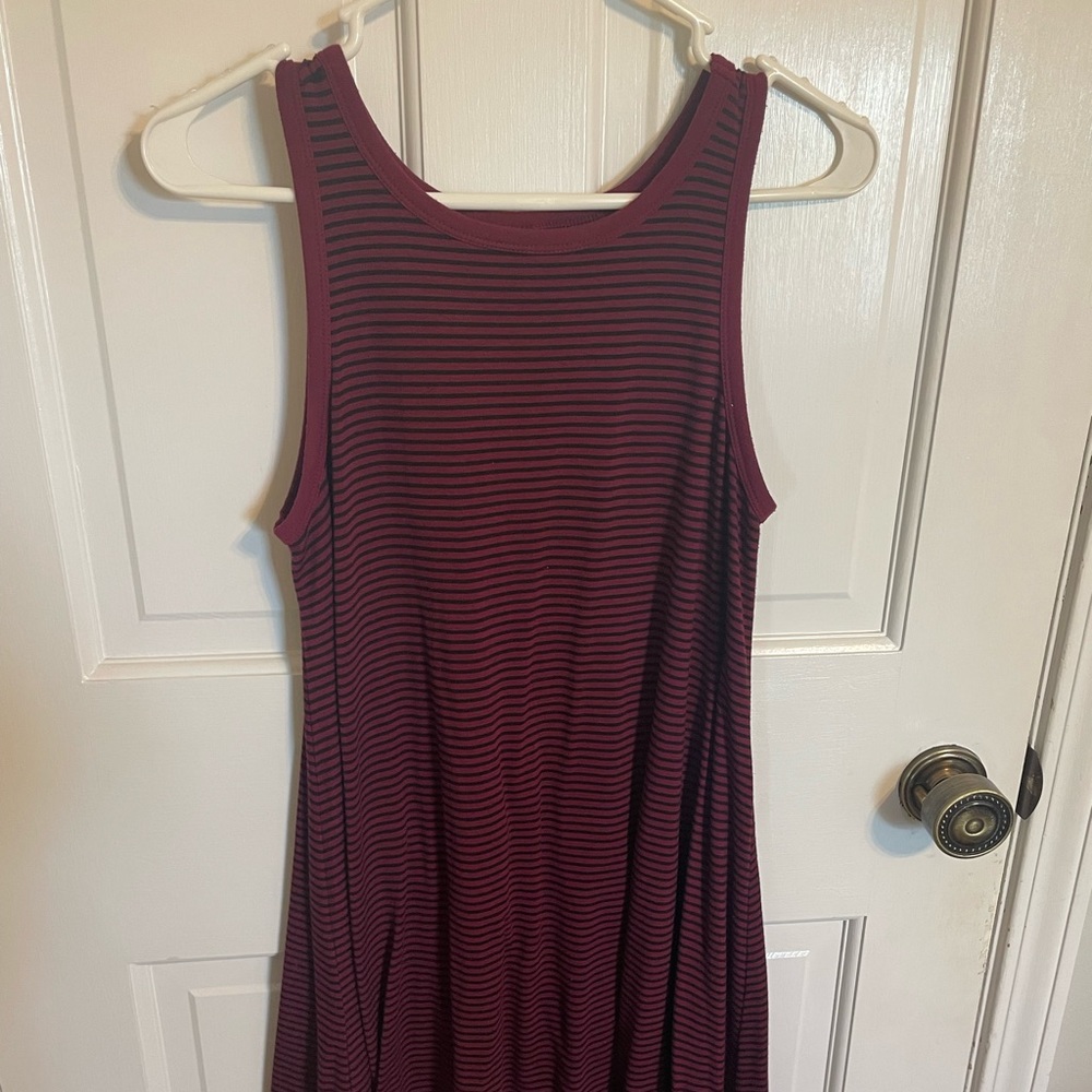 Old Navy Size S maroon & black striped dress